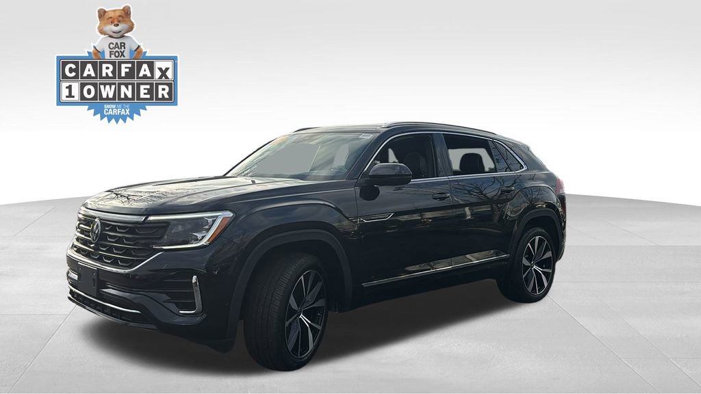 Used 2025 Volkswagen Atlas Cross Sport SEL Premium R-Line image 3