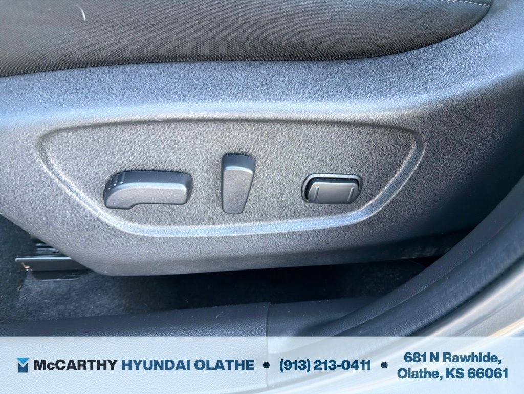 Used 2017 Nissan Rogue Sport SV w/ SV Premium Package AWD/4WD image 22