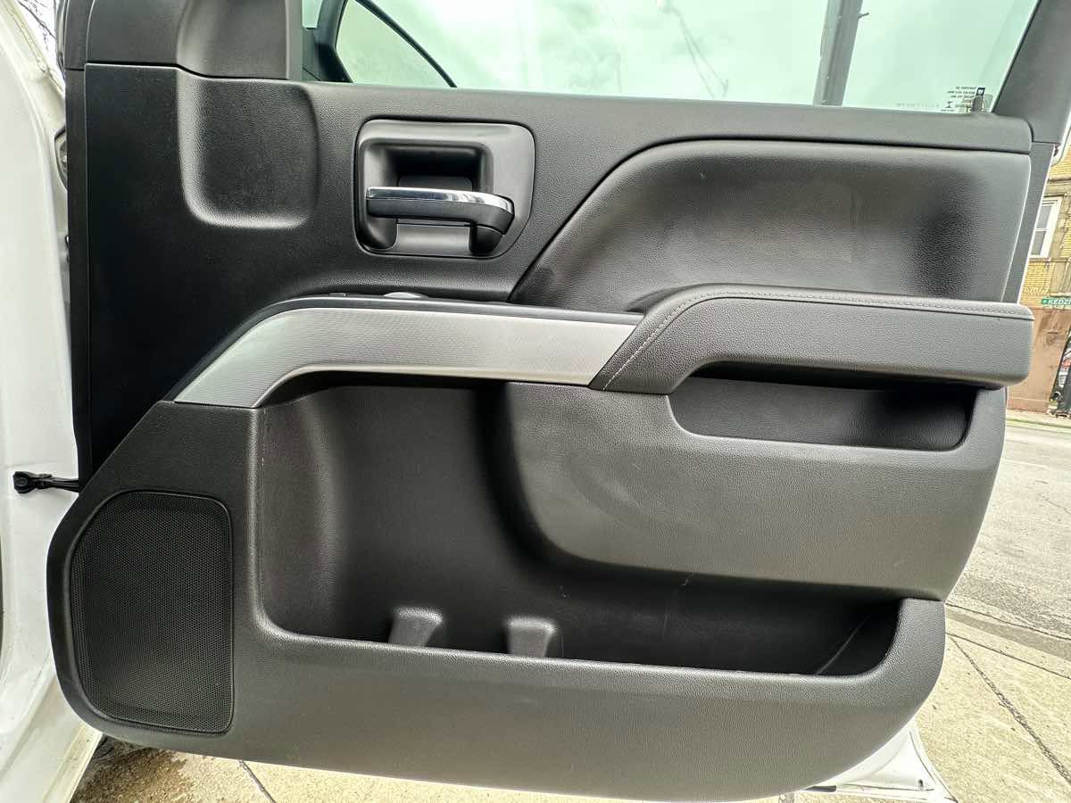 Used 2017 Chevrolet Silverado 1500 LT w/ All Star Edition image 24