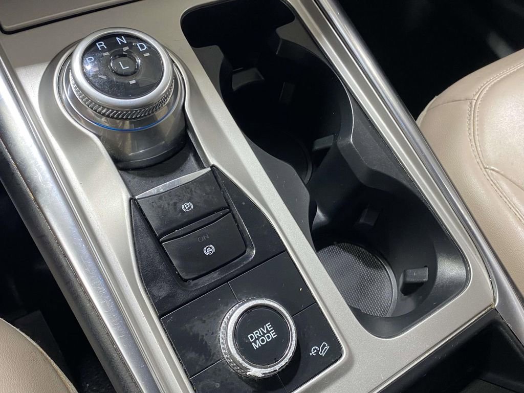 Used 2022 Ford Explorer XLT w/ Equipment Group 202A image 33