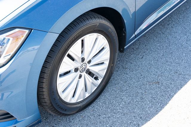 Used 2020 Volkswagen Jetta S w/ Driver Assistance Package FWD image 12