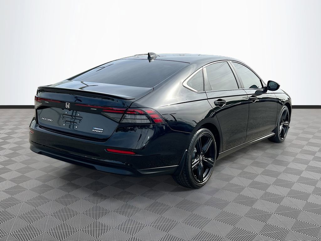 Used 2023 Honda Accord Sport image 7