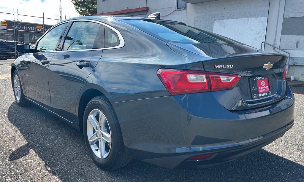 Used 2021 Chevrolet Malibu LS FWD image 7