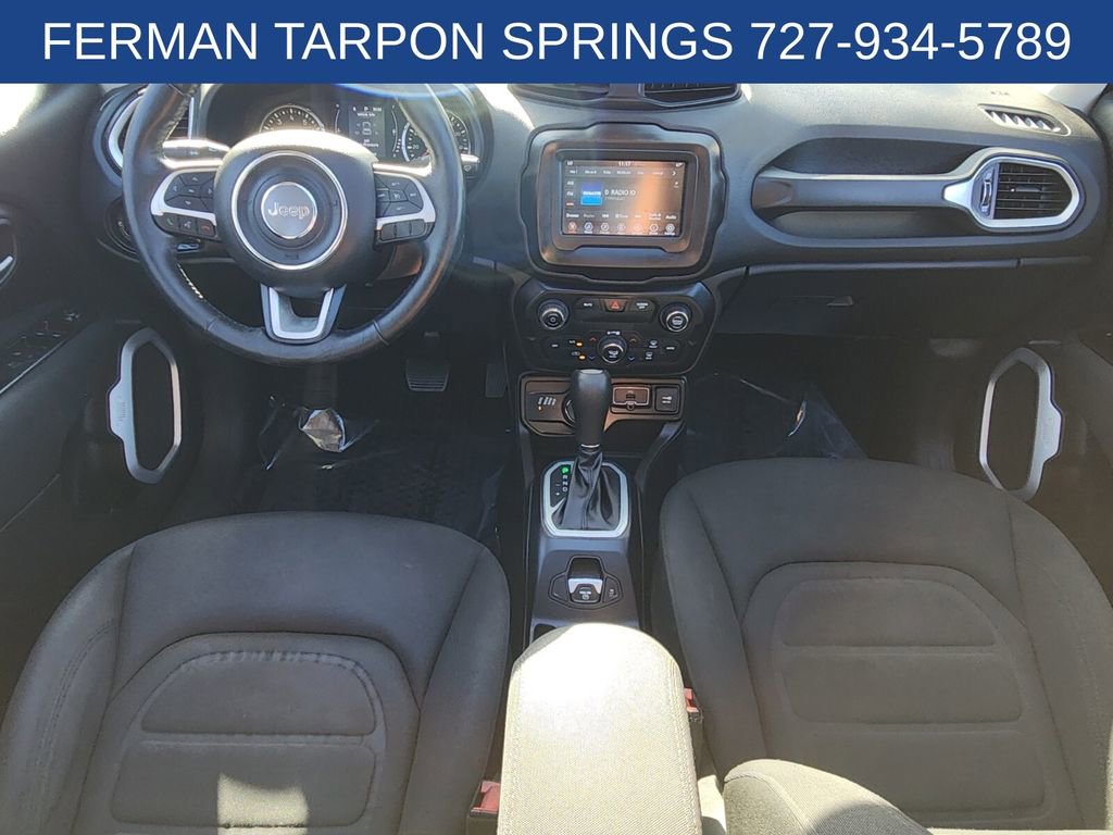 Used 2020 Jeep Renegade Latitude w/ Cold Weather Group image 18