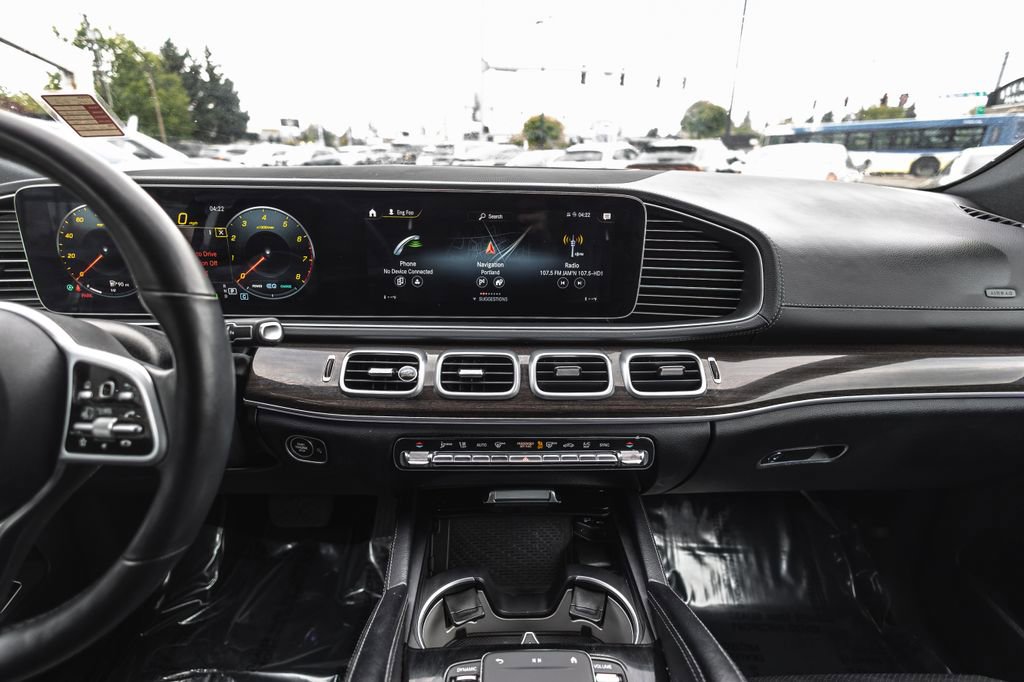 Used 2021 Mercedes-Benz GLS 450 4MATIC image 27