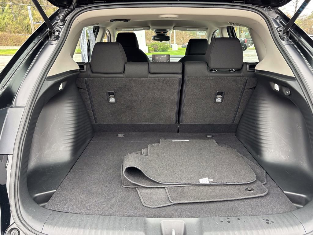 Used 2023 Honda HR-V LX image 42