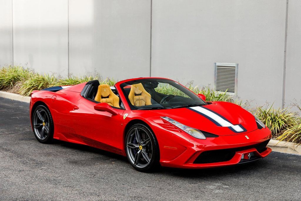Used 2015 Ferrari 458 Speciale A image 7