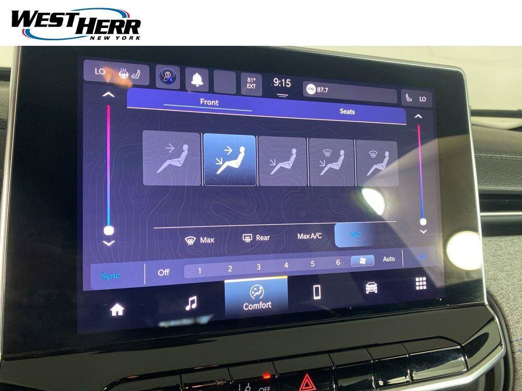 Used 2023 Jeep Compass Latitude w/ Convenience Group AWD/4WD image 5