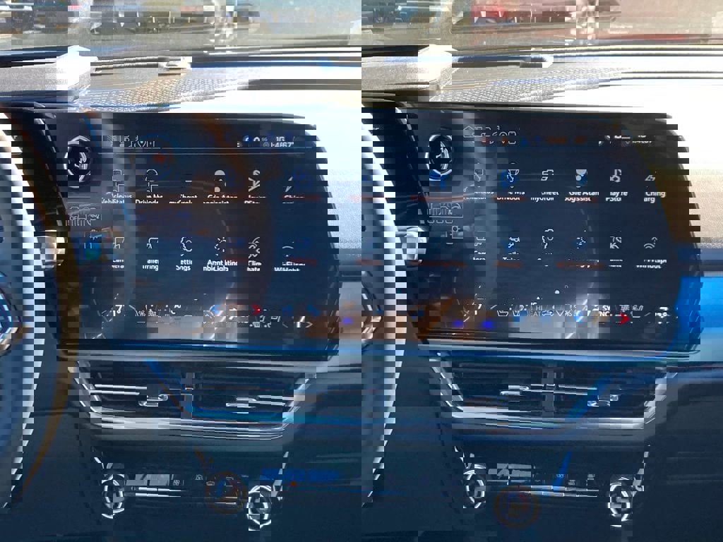 New 2026 Chevrolet Equinox EV LT w/ Convenience Package II image 17