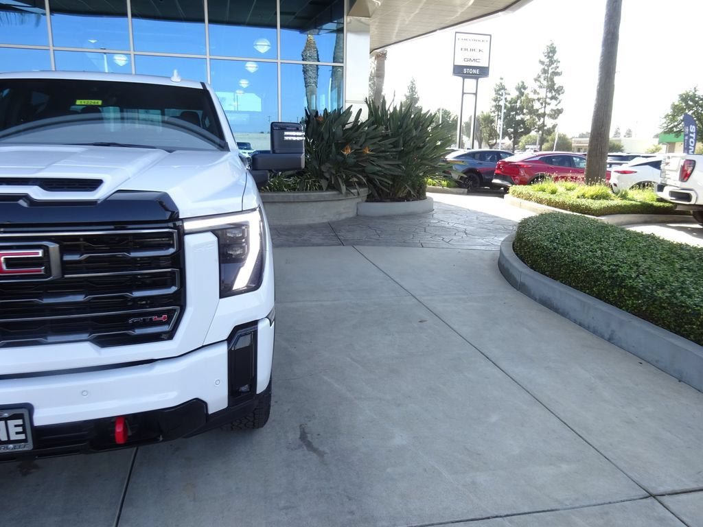 New 2026 GMC Sierra 2500 AT4 w/ AT4 Premium Plus Package AWD/4WD image 33