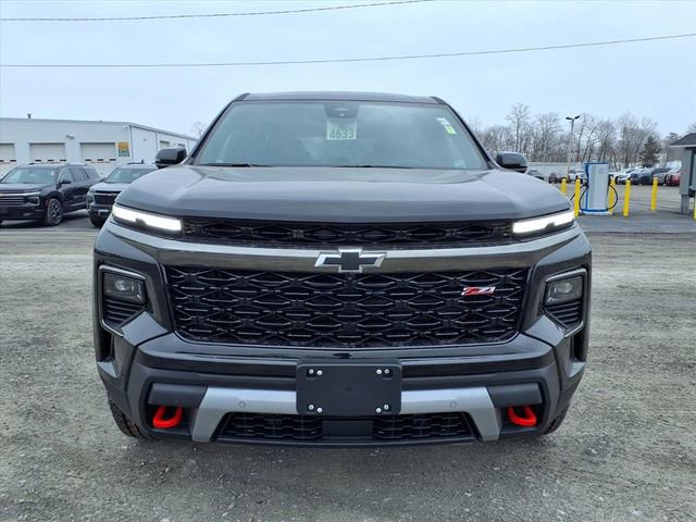 New 2026 Chevrolet Traverse Z71 w/ Enhanced Driving Package image 2