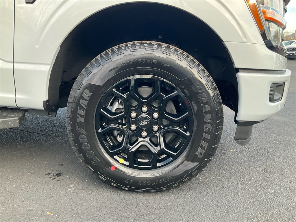 New 2025 Ford F150 XLT w/ Equipment Group 302A MID image 10