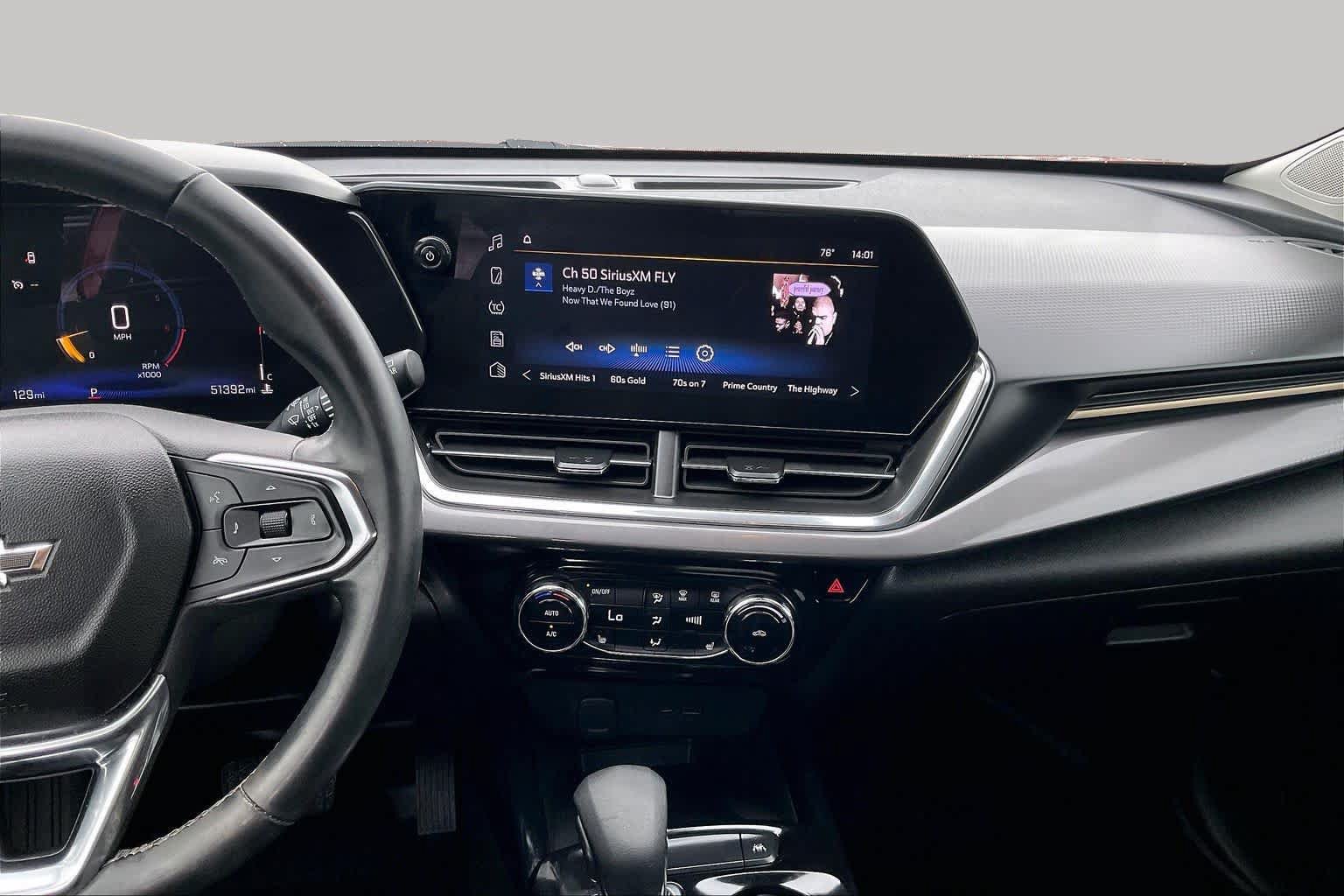Used 2024 Chevrolet Trax ACTIV w/ Sunroof Package FWD image 7