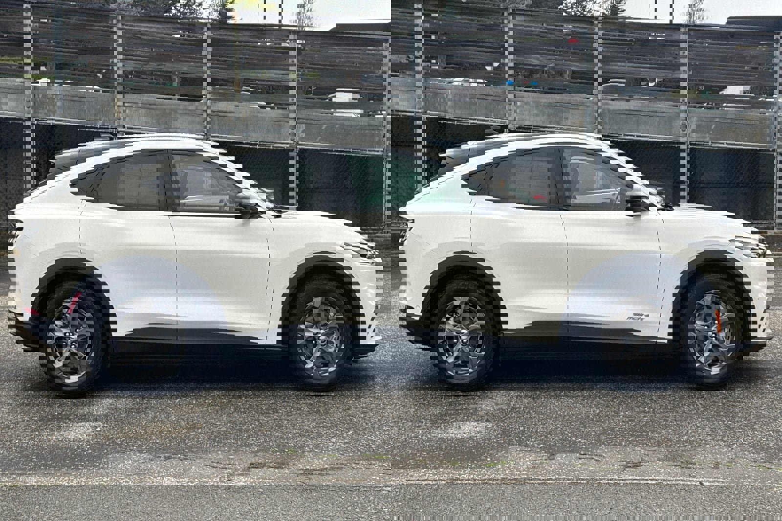 Certified 2023 Ford Mustang Mach-E Select image 3