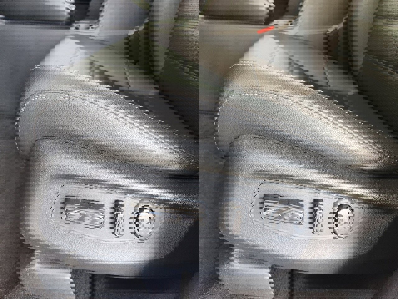 Certified 2025 Honda CR-V EX-L image 23