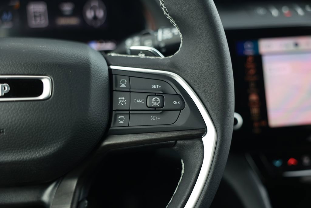 New 2026 Jeep Grand Cherokee Limited image 18