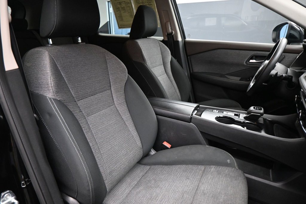 Used 2023 Nissan Rogue SV FWD image 19