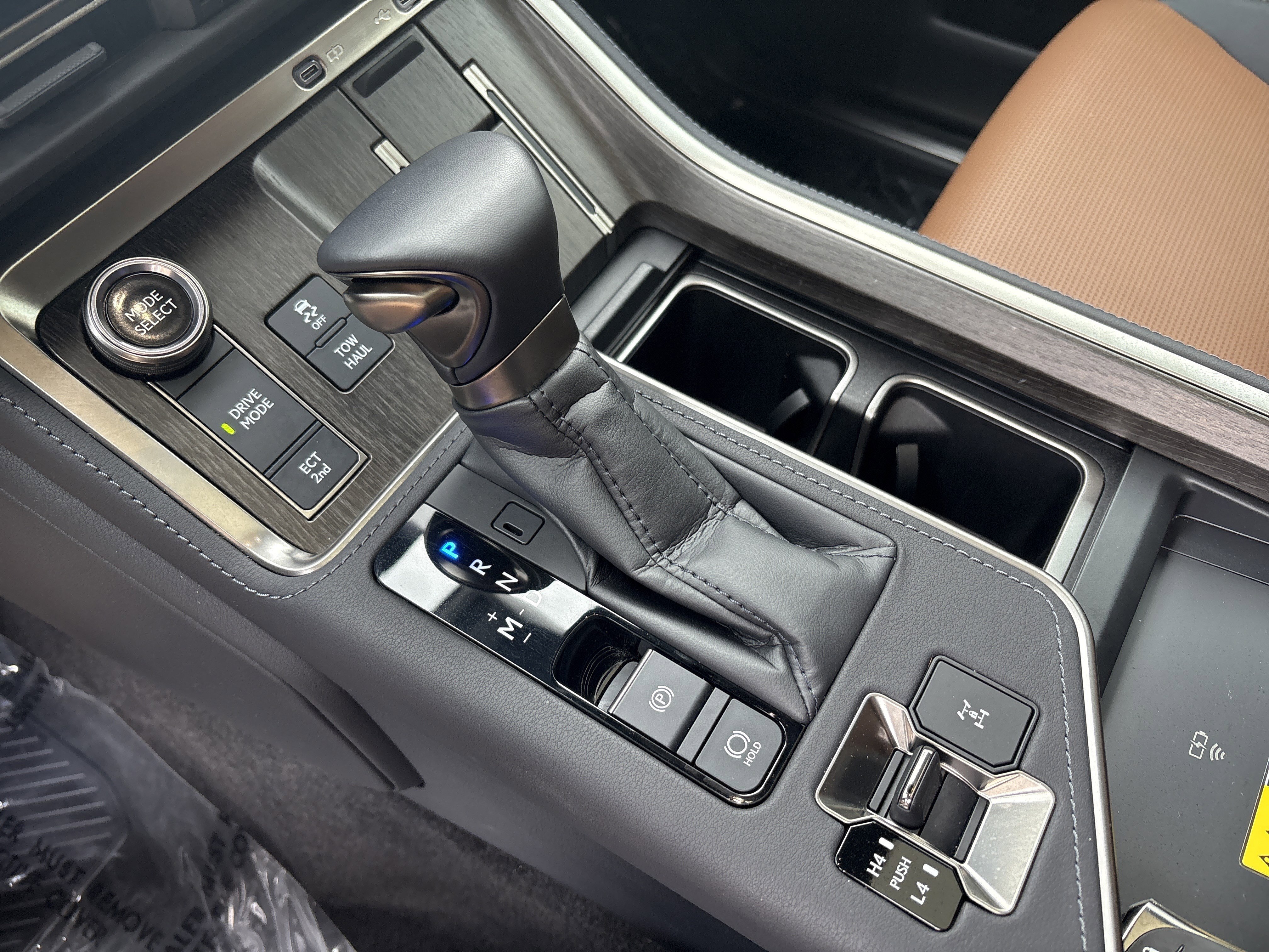 Certified 2025 Lexus GX 550 w/ Accessory Package (2T) AWD/4WD image 27