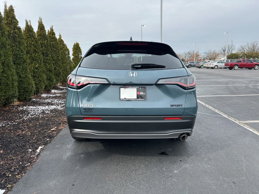 Used 2025 Honda HR-V Sport image 6