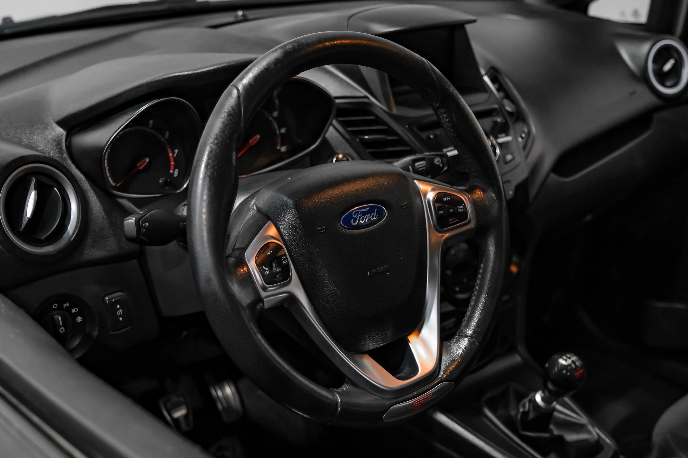 Used 2017 Ford Fiesta ST FWD image 17