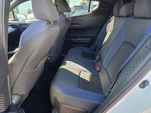 Used 2022 Toyota C-HR XLE FWD image 17