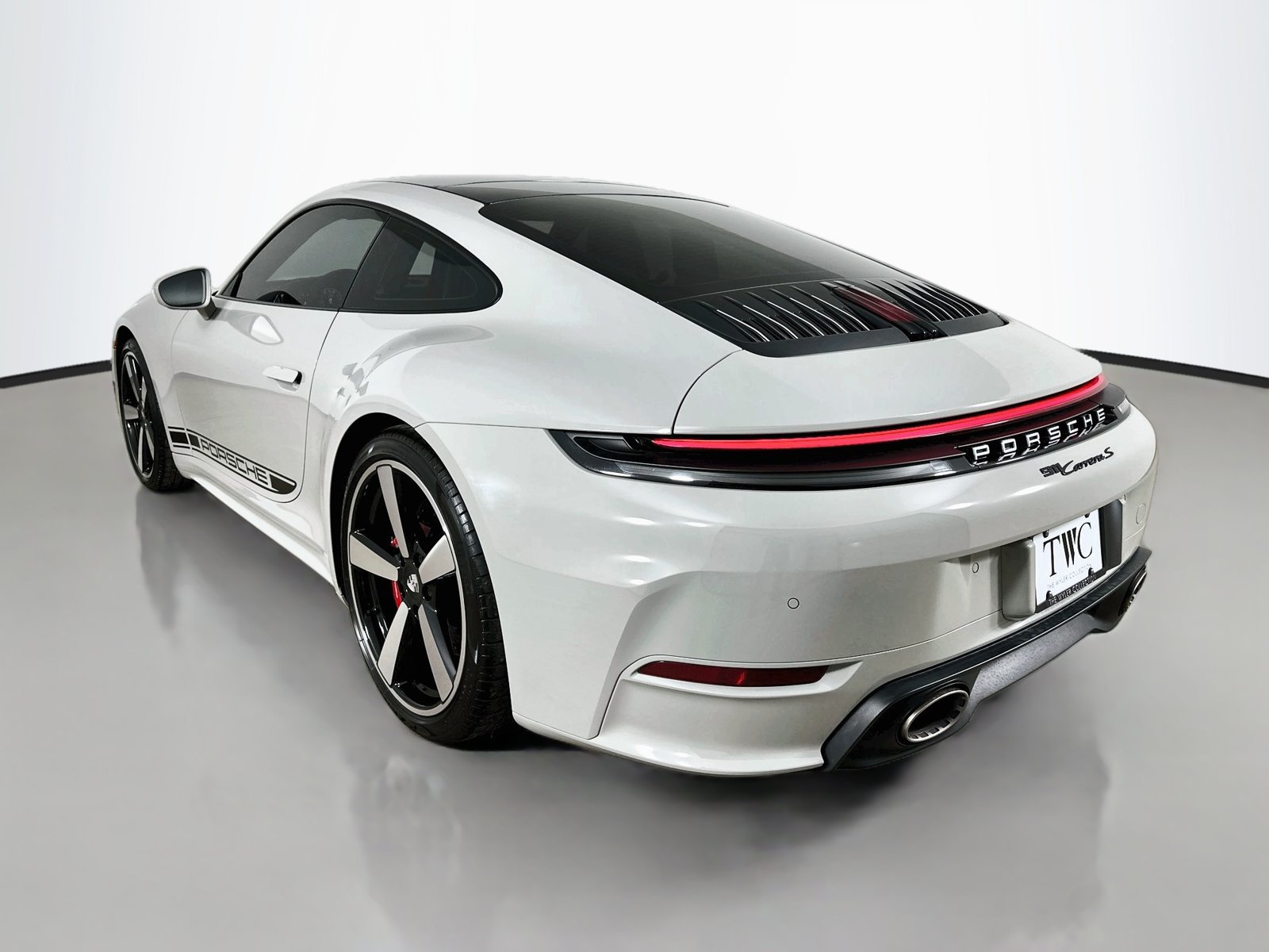 Certified 2025 Porsche 911 Carrera S w/ Sportdesign Package RWD image 7