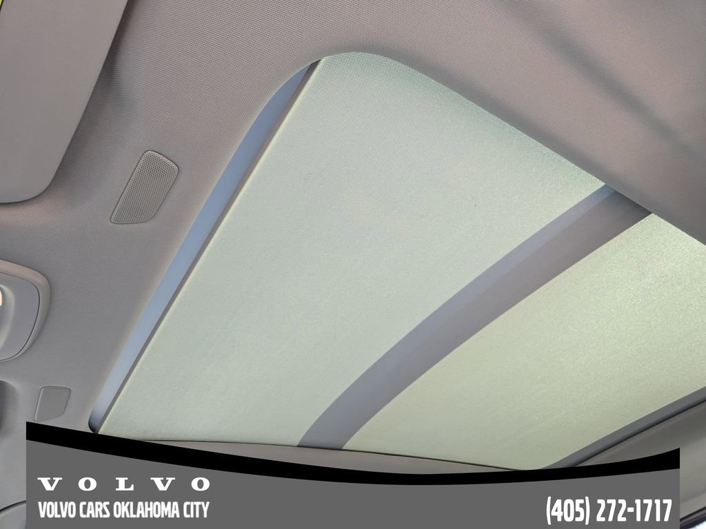New 2026 Volvo XC60 T8 Ultra w/ Protection Package Premier image 24