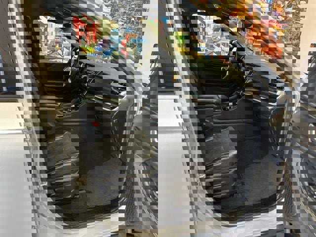 Used 2023 Jeep Grand Cherokee L Laredo image 55