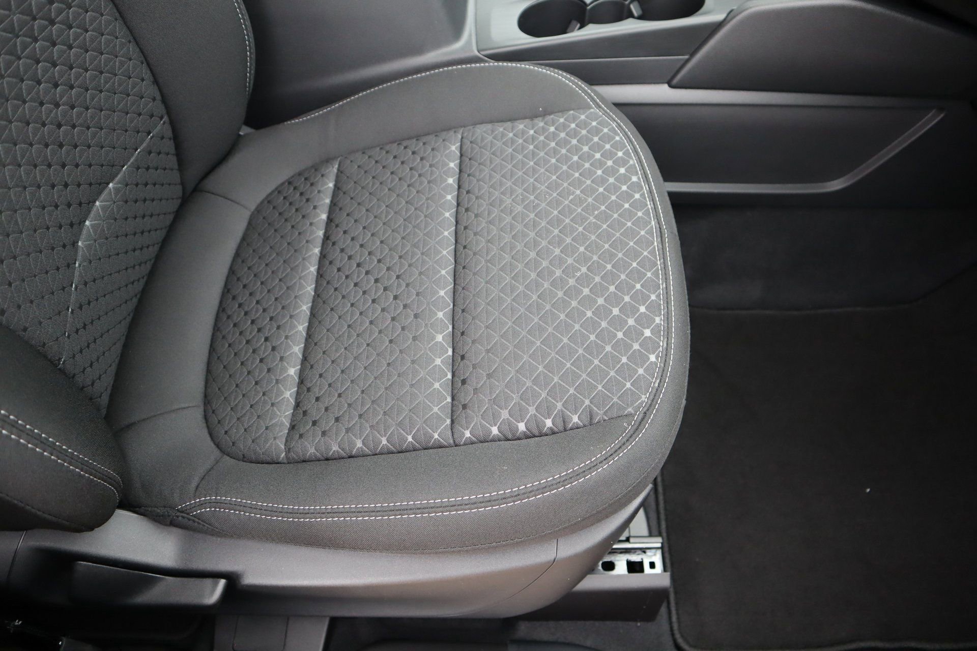 New 2026 Ford Escape Active image 13