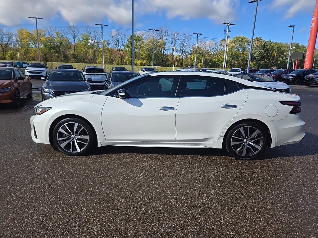 Used 2020 Nissan Maxima 3.5 SL w/ Floor Mat Group image 4