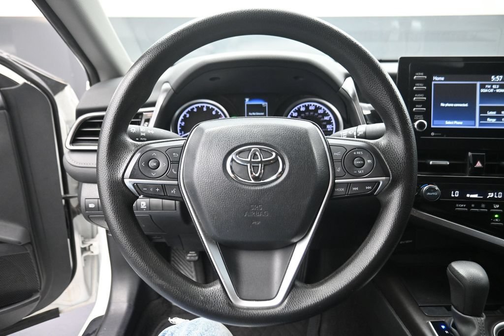 Used 2024 Toyota Camry LE w/ Convenience Package FWD image 6