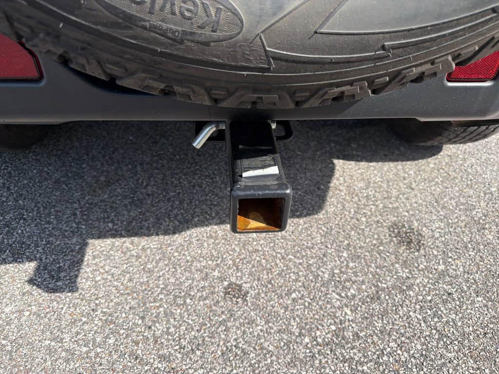 Used 2018 Jeep Wrangler Unlimited Sahara AWD/4WD image 46