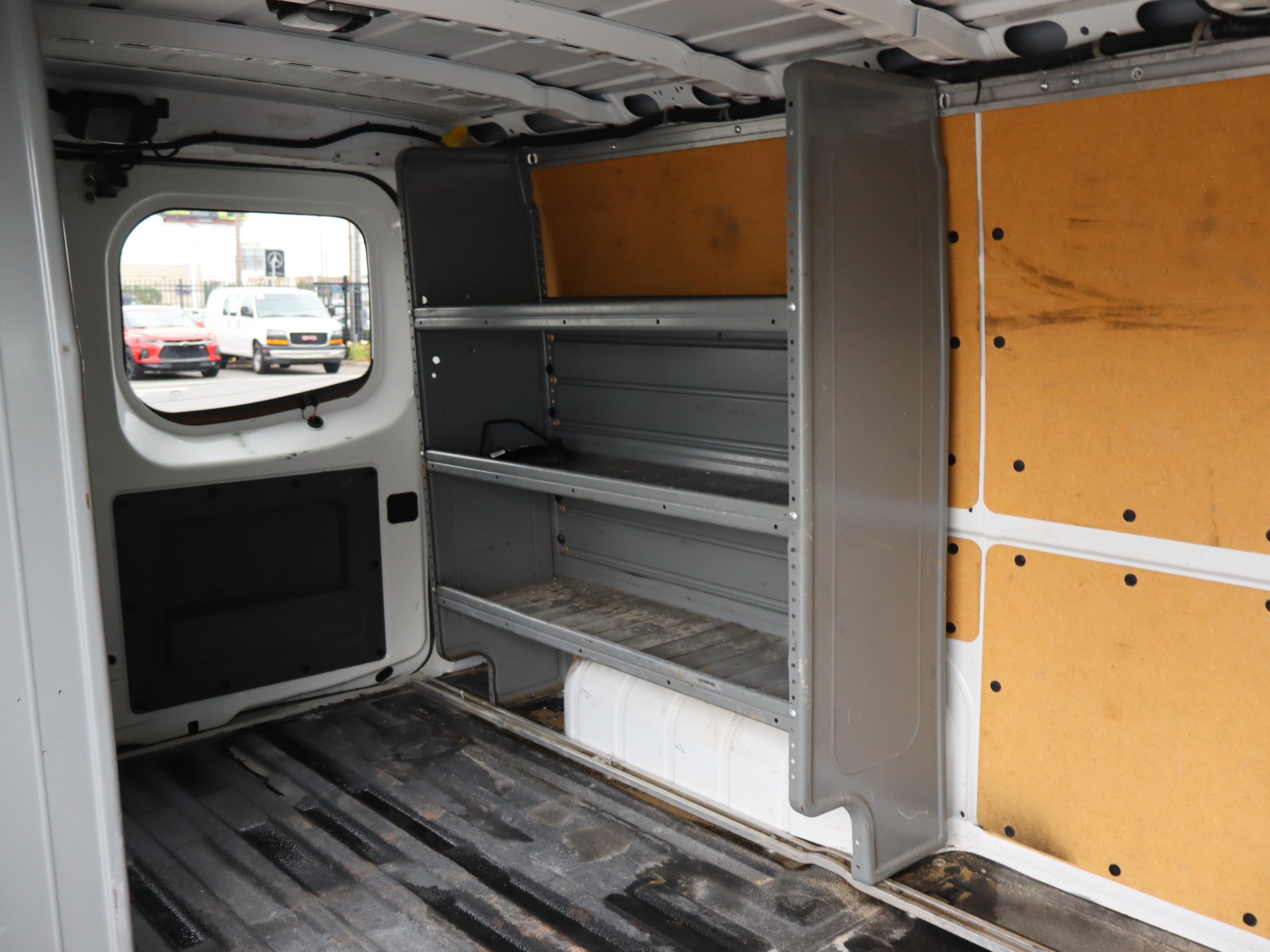 Used 2021 Nissan NV 2500 SV w/ Back Door Glass Package RWD image 32