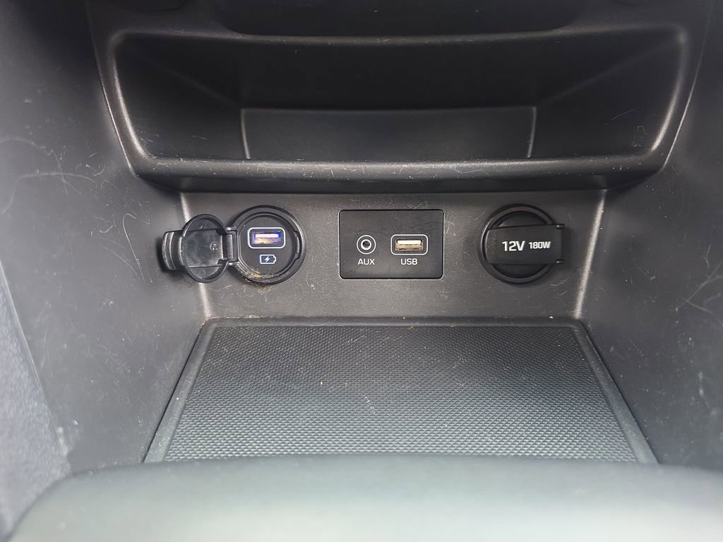 Used 2019 Hyundai Kona SEL FWD image 31