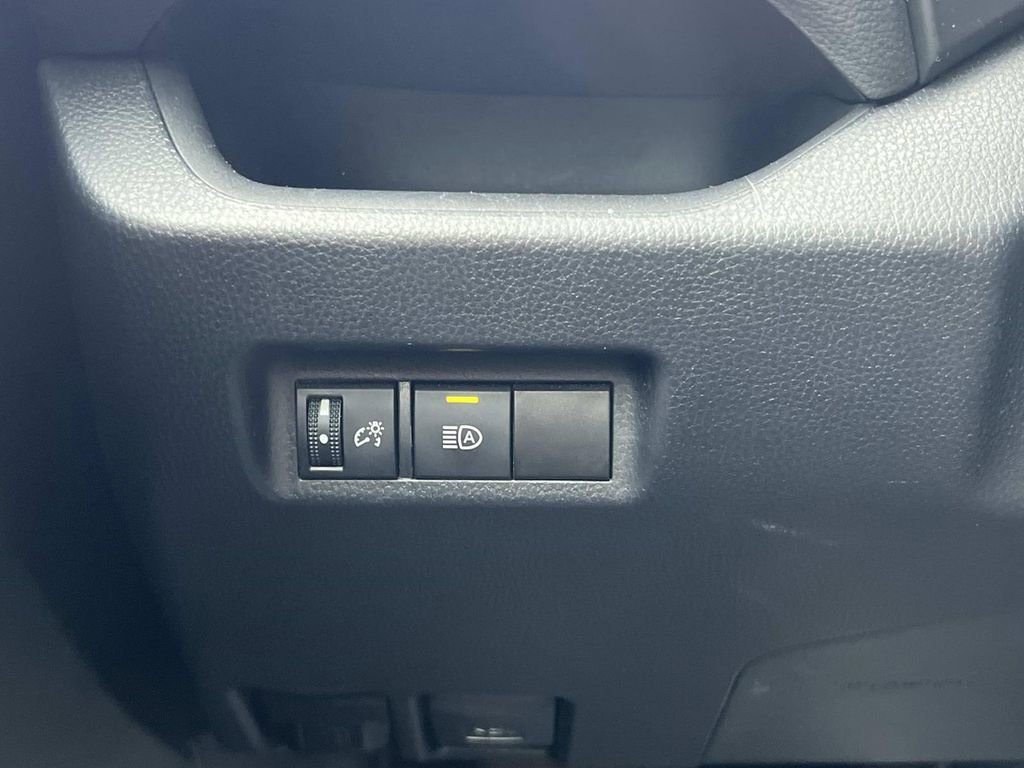 Used 2024 Toyota RAV4 LE image 23