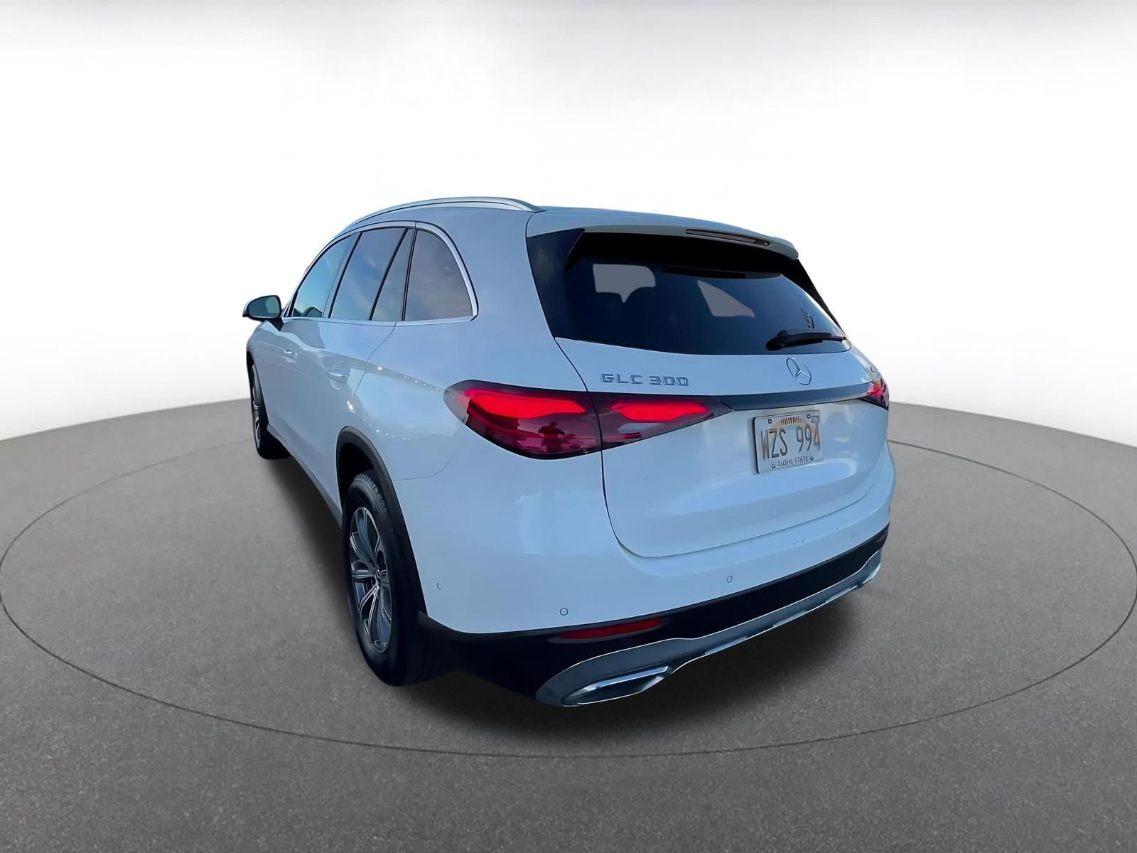 Used 2024 Mercedes-Benz GLC 300 4MATIC image 11