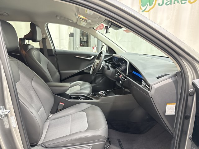 Certified 2024 Kia Niro Wind w/ Wind Preserve Package FWD image 31