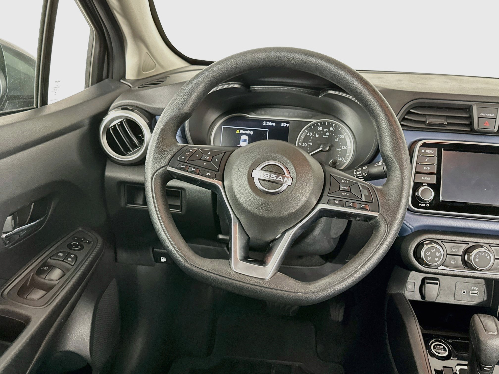 Used 2025 Nissan Versa SV FWD image 17
