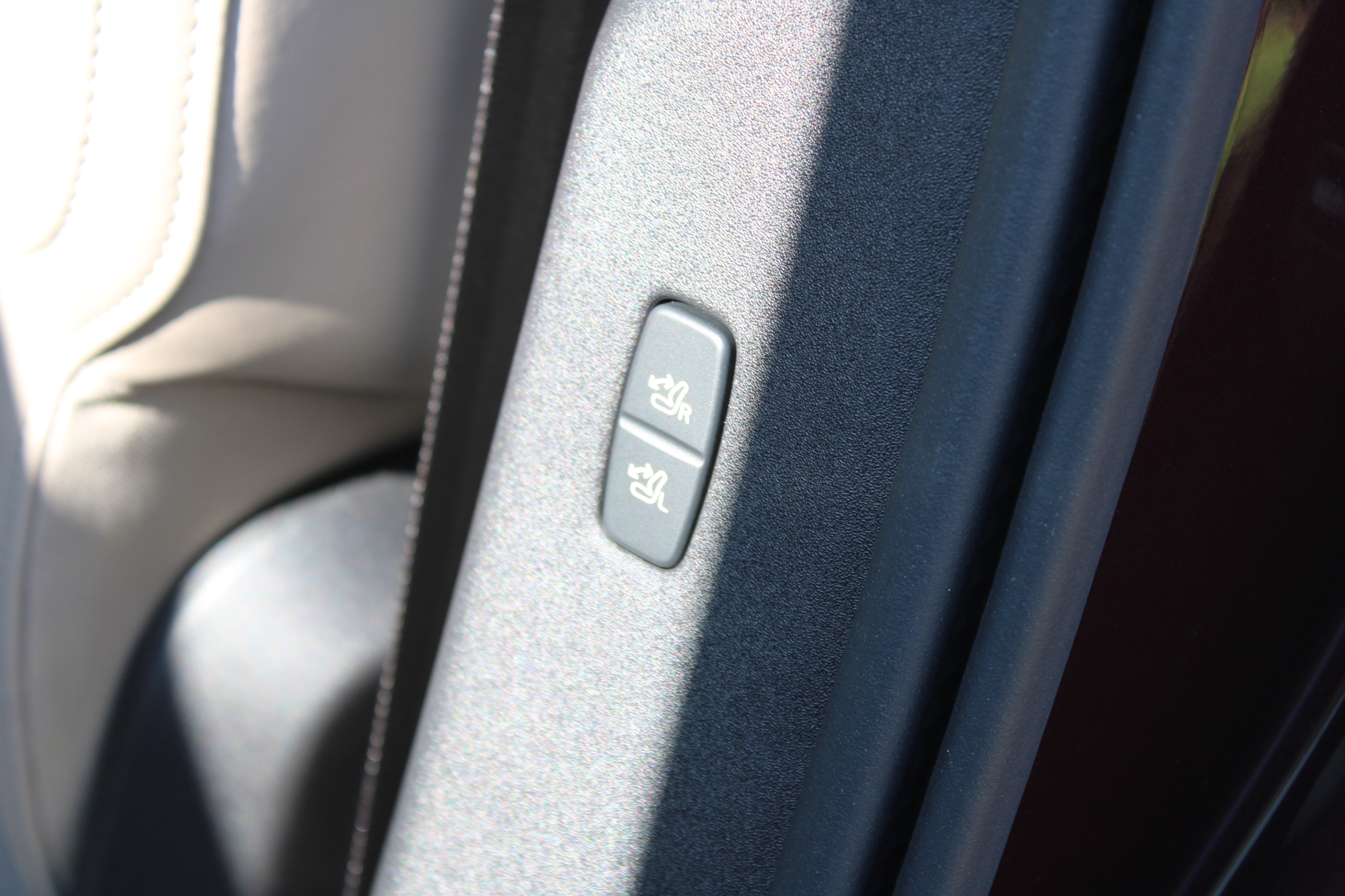 New 2025 Volvo EX90 Ultra image 53