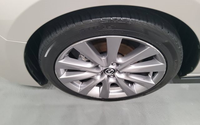 Used 2024 MAZDA MAZDA3 s image 32