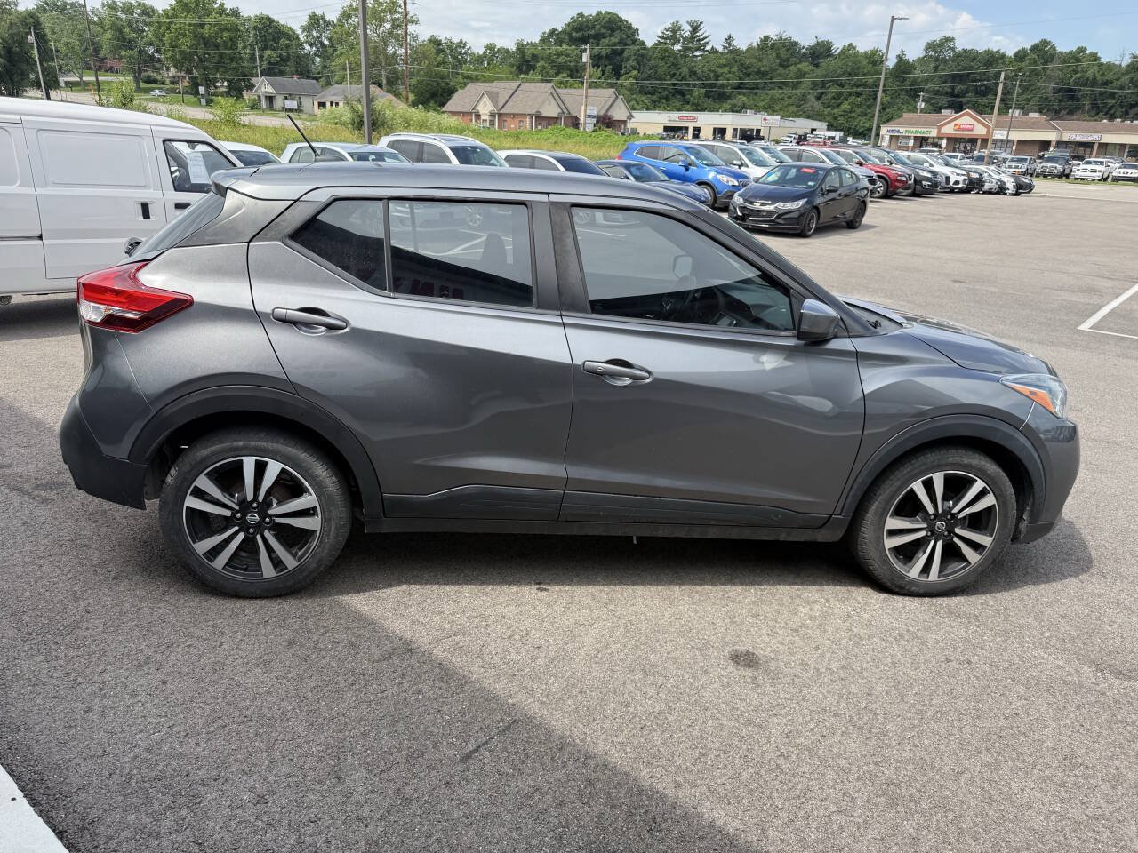 Used 2019 Nissan Kicks S FWD image 6