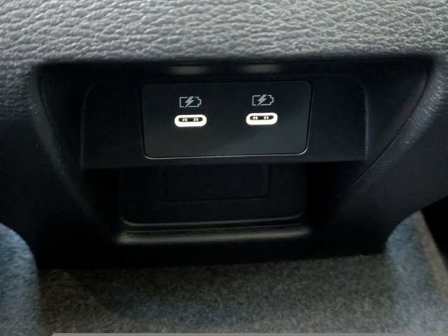 New 2026 Mitsubishi Outlander AWD image 16