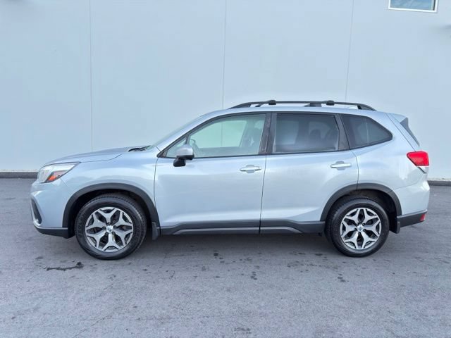 Used 2021 Subaru Forester Premium AWD/4WD image 10