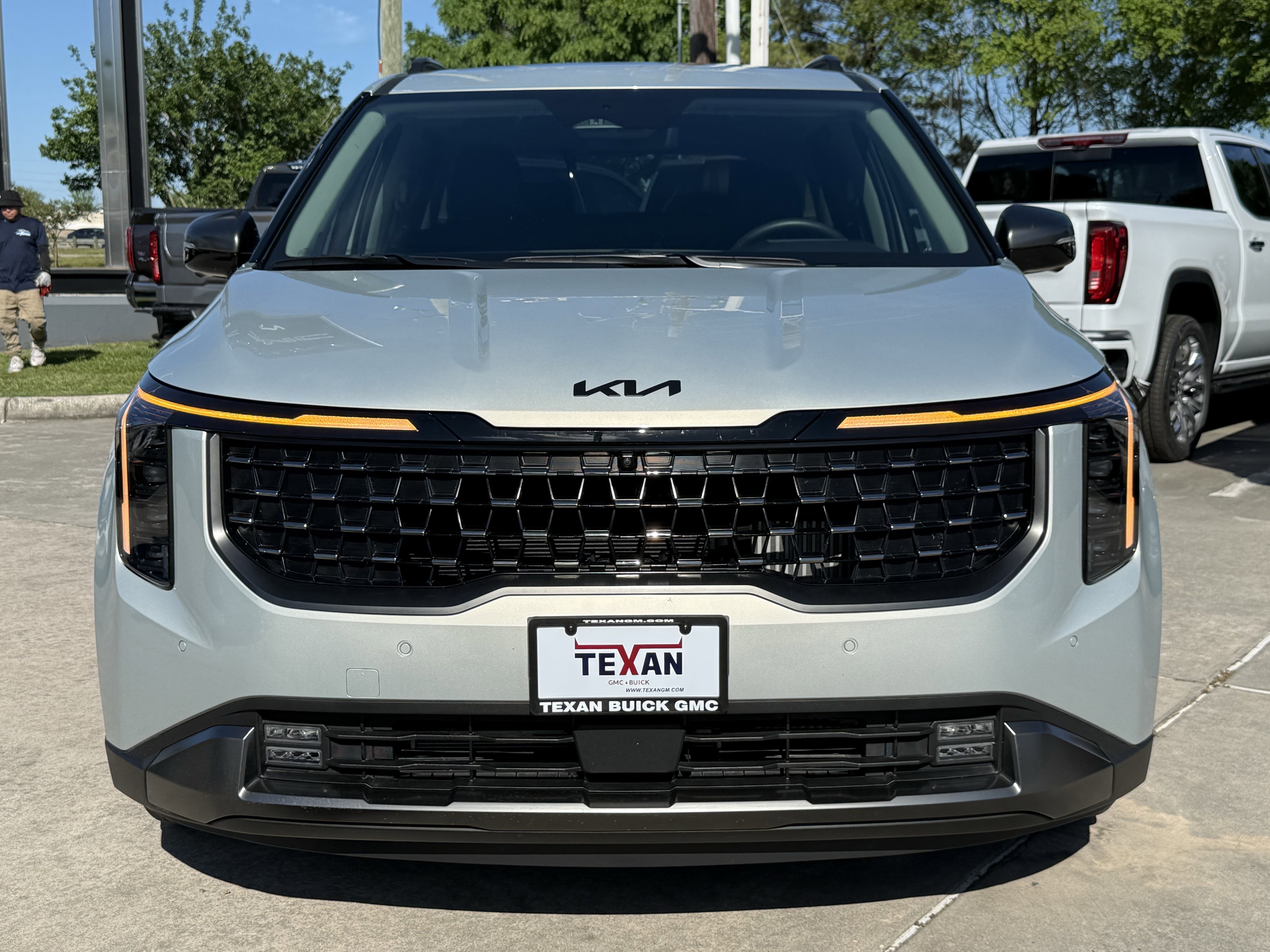 Used 2026 Kia Carnival SX Prestige image 9