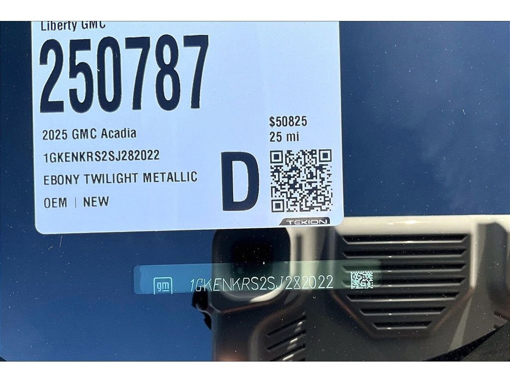 New 2025 GMC Acadia Elevation w/ Elevation Premium Package image 8