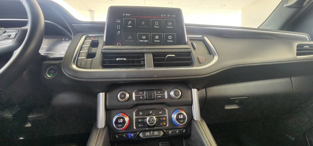Used 2023 GMC Yukon SLT AWD/4WD image 36