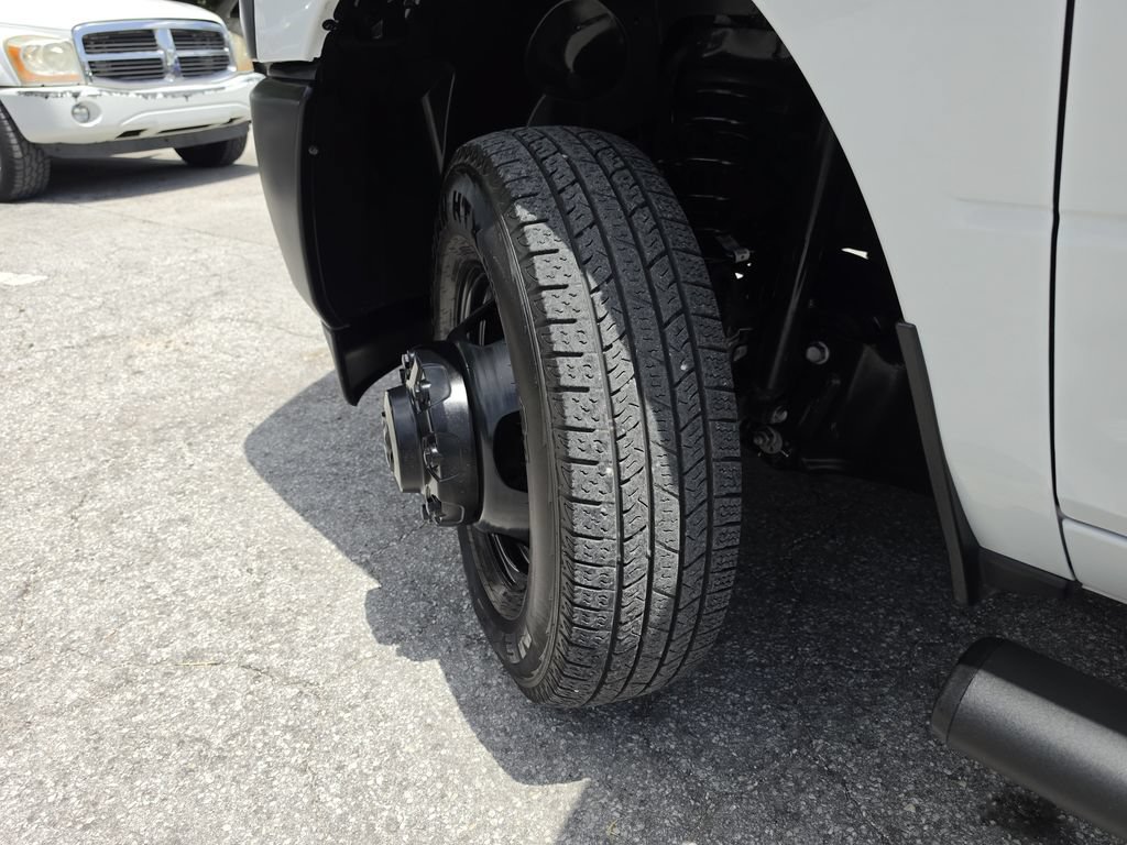 Certified 2025 RAM 3500 Tradesman AWD/4WD image 34