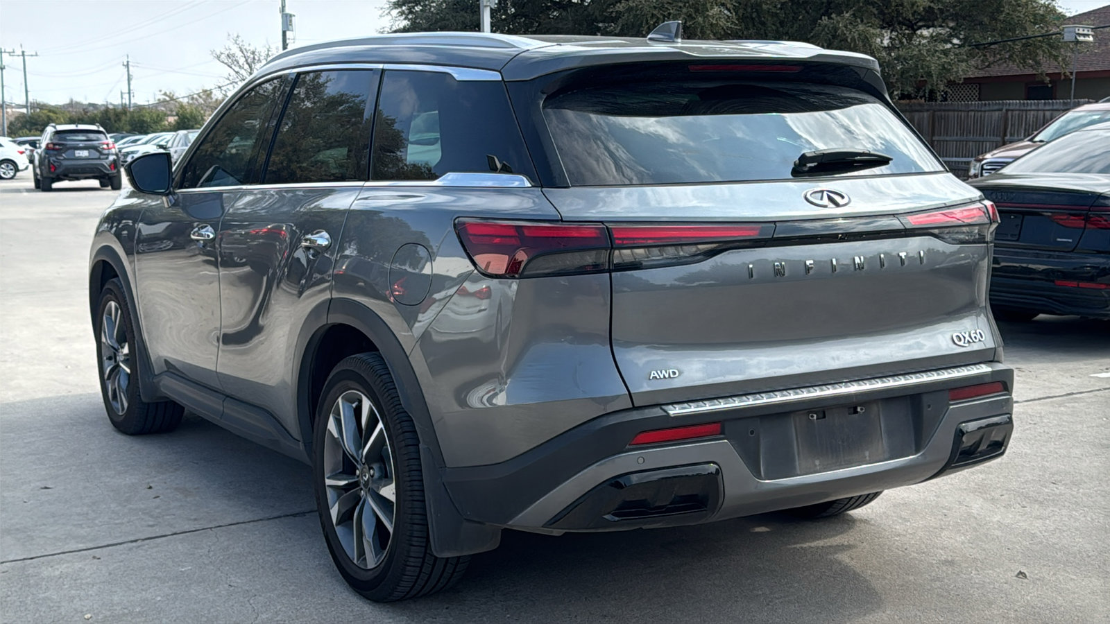 Used 2023 INFINITI QX60 Luxe w/ Cargo Package image 5