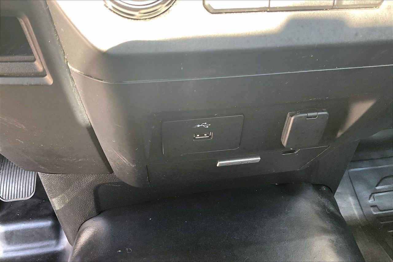 Used 2017 Ford F150 XL w/ Equipment Group 101A Mid image 14