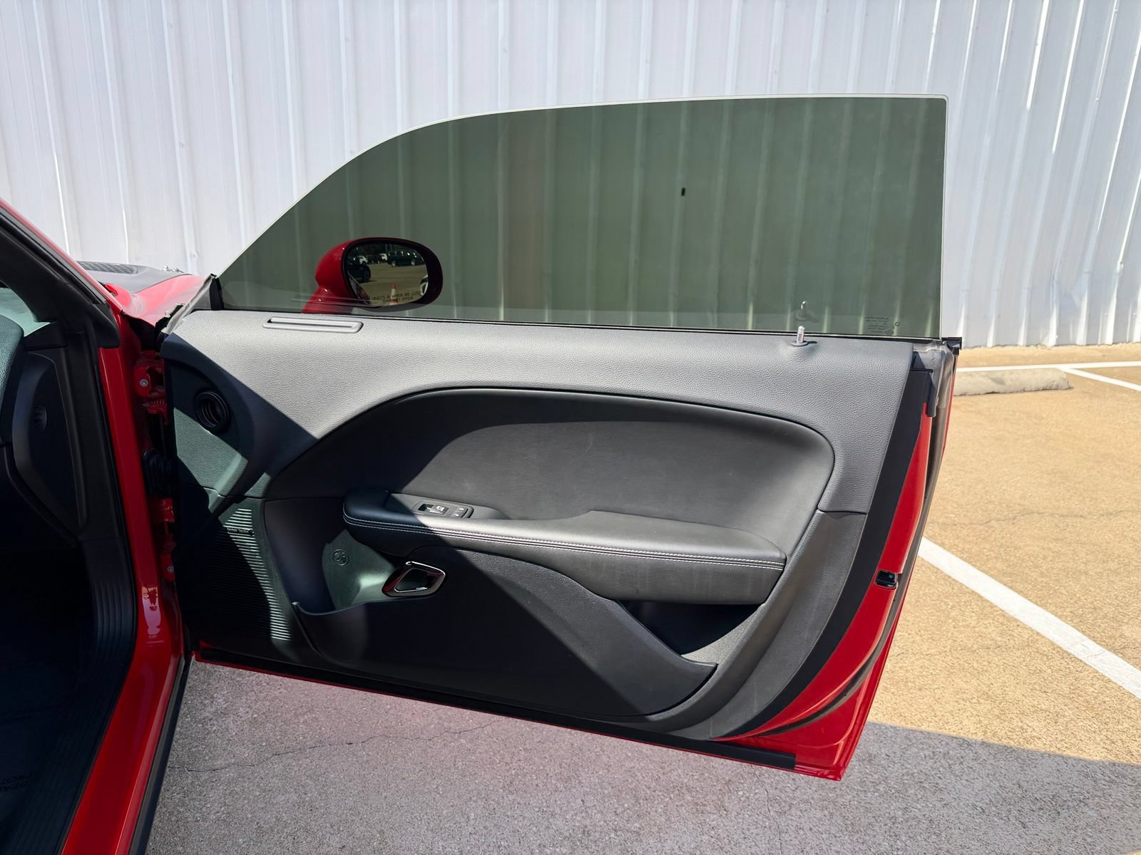 Used 2016 Dodge Challenger SRT Hellcat RWD image 27